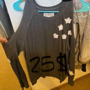 Open shoulder long sleeve